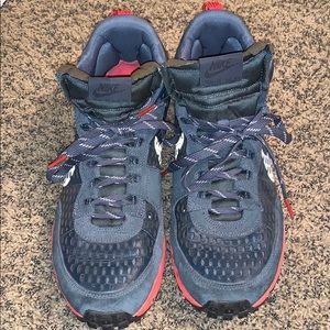 Nike men’s sneakers